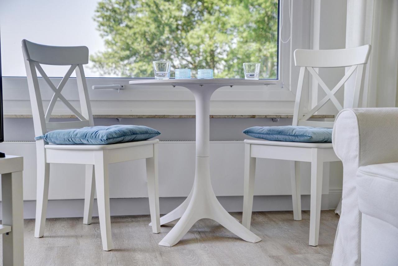 Fewo1846 - Fjordview - Komfortables Studioapartment Mit Balkon Und Meerblick 格吕克斯堡 外观 照片