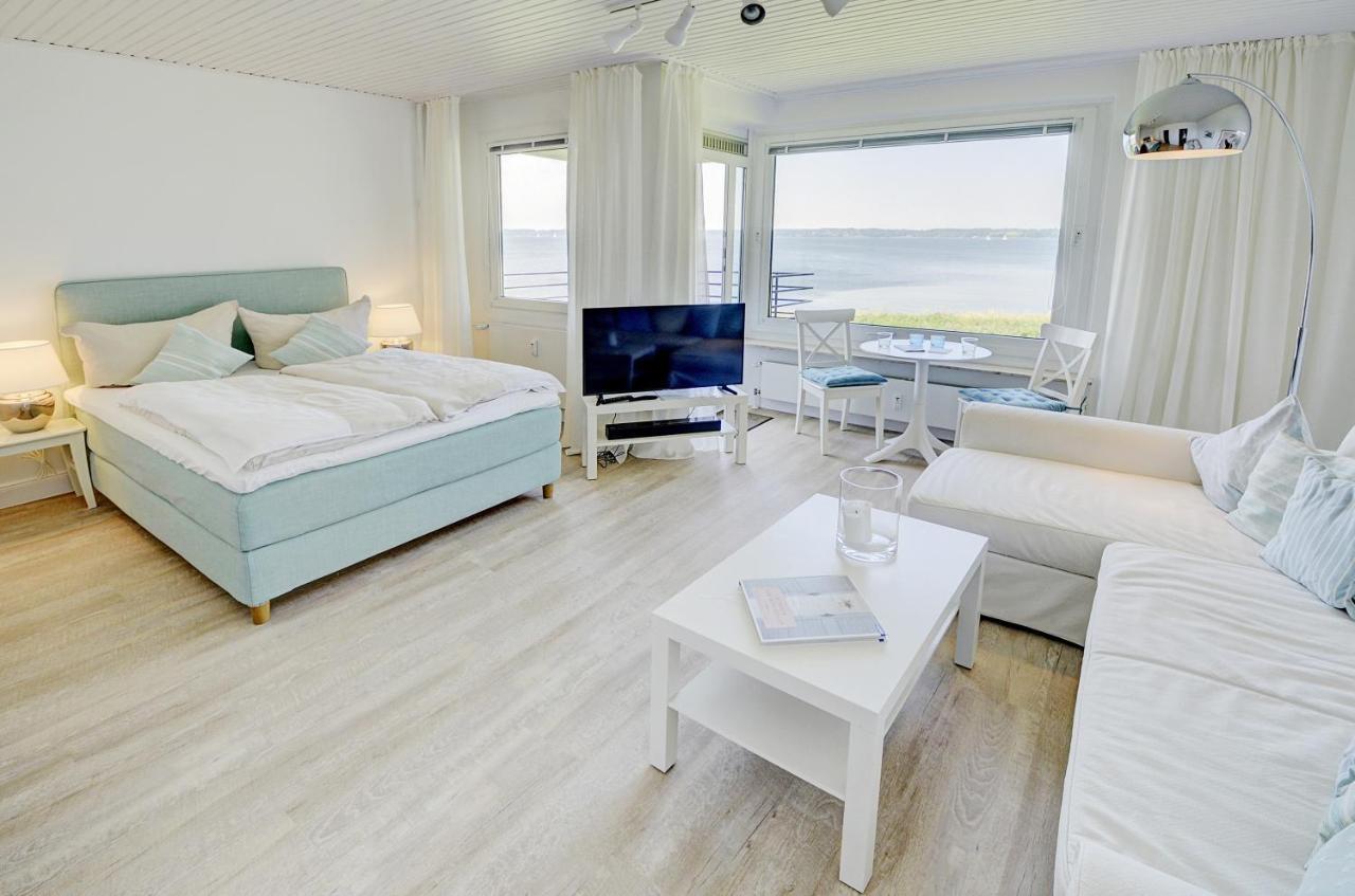 Fewo1846 - Fjordview - Komfortables Studioapartment Mit Balkon Und Meerblick 格吕克斯堡 外观 照片